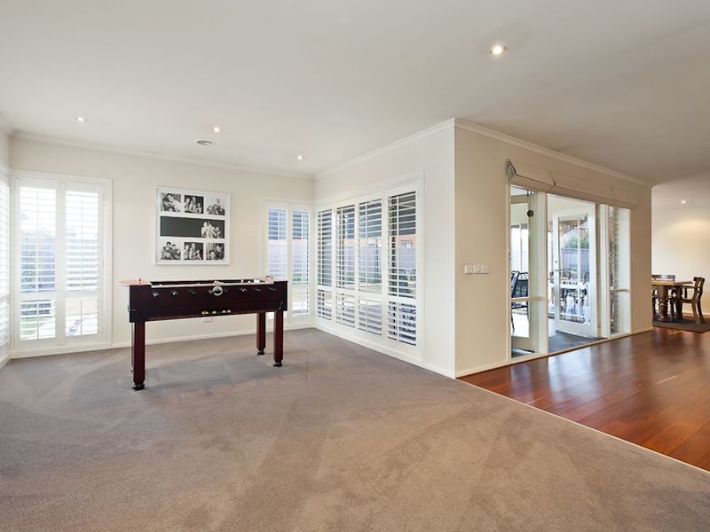 114 Lynbrook Boulevard, Lynbrook VIC 3975