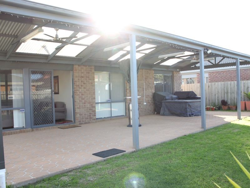 48 Bateman Grove, Hampton Park VIC 3976