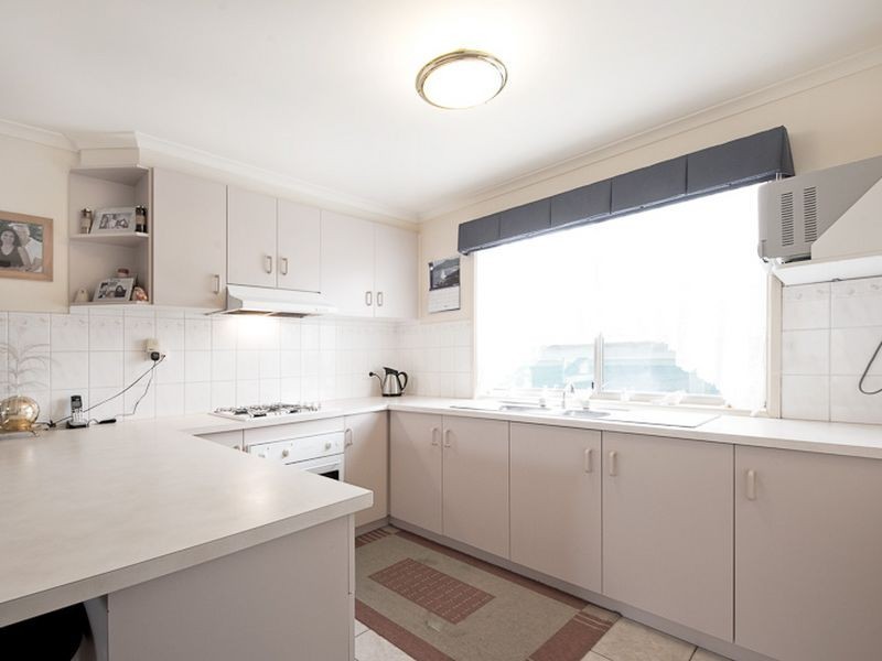 8 Sunset Place, Hampton Park VIC 3976