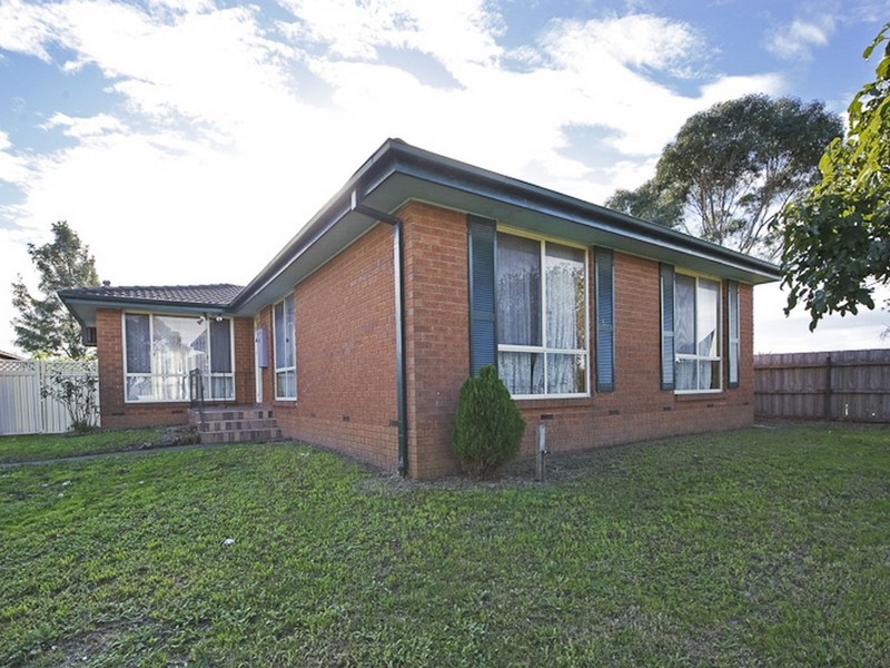 17 Highton Close, Hampton Park VIC 3976
