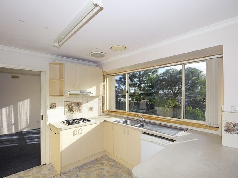 17 Highton Close, Hampton Park VIC 3976