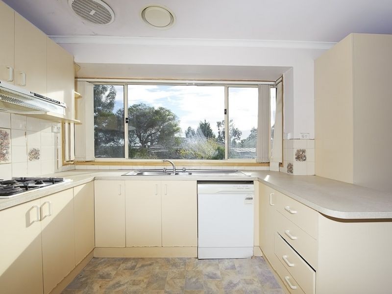 17 Highton Close, Hampton Park VIC 3976