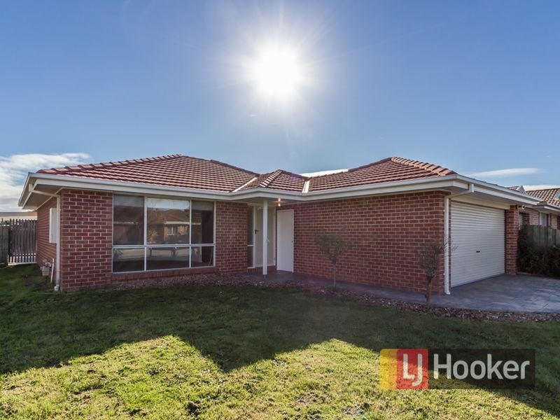 2 Tomasetti Crescent, Narre Warren VIC 3805