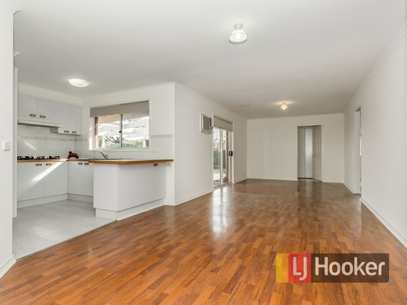 2 Tomasetti Crescent, Narre Warren VIC 3805