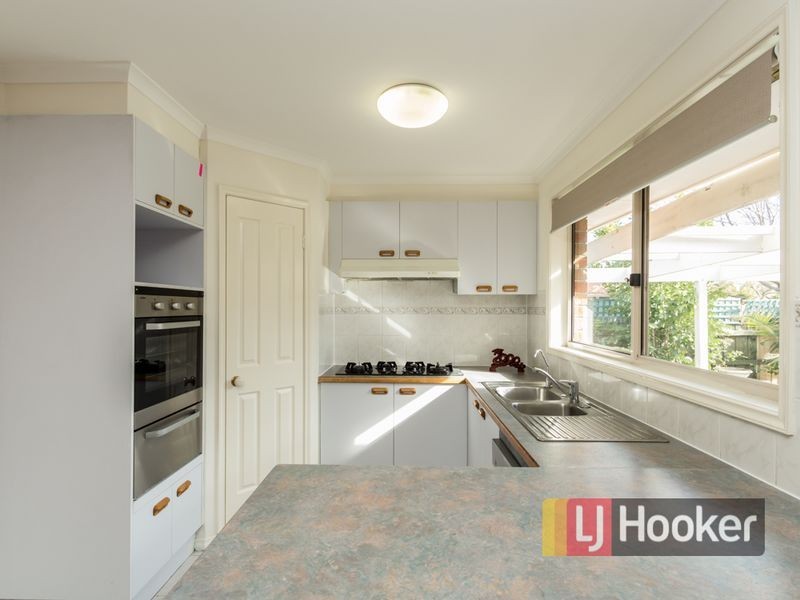 2 Tomasetti Crescent, Narre Warren VIC 3805