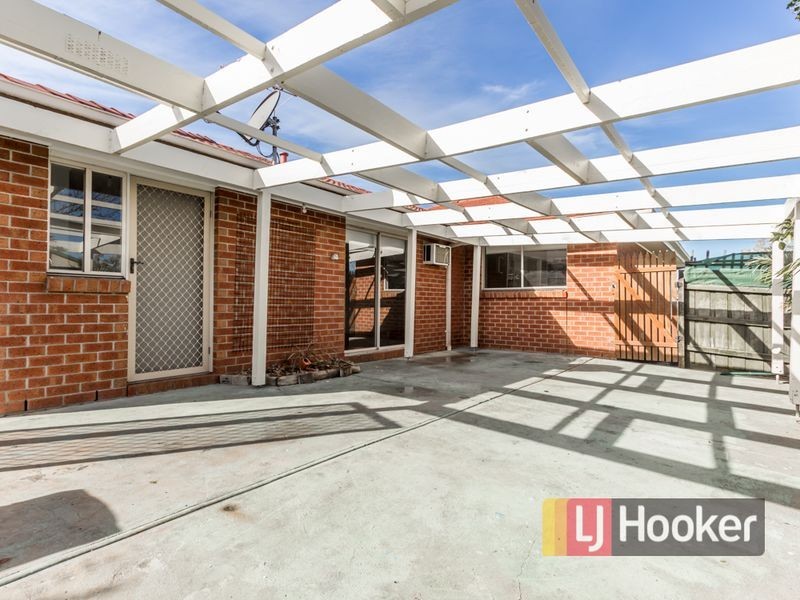 2 Tomasetti Crescent, Narre Warren VIC 3805