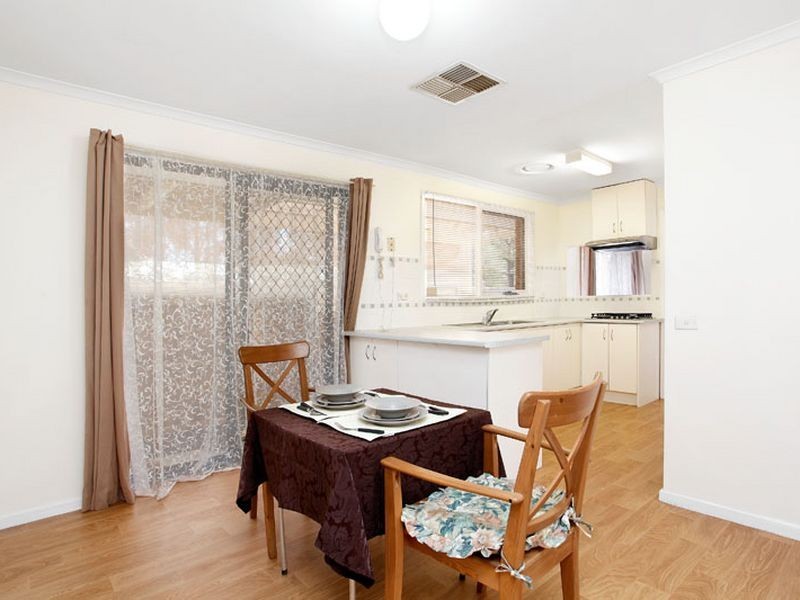 8 Lilian Court, Hampton Park VIC 3976