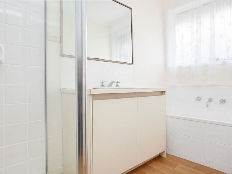 8 Lilian Court, Hampton Park VIC 3976