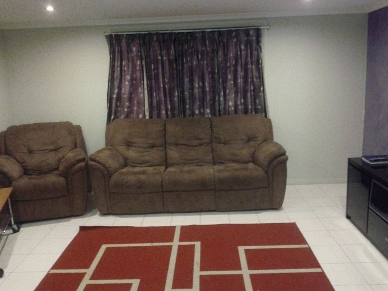 1 Viewside Way, Hampton Park VIC 3976