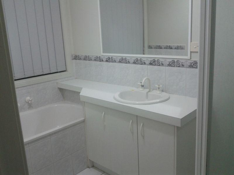 1 Viewside Way, Hampton Park VIC 3976