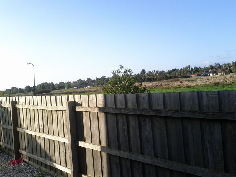 1 Viewside Way, Hampton Park VIC 3976