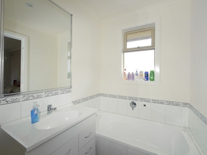 10 Western Way, Narre Warren VIC 3805