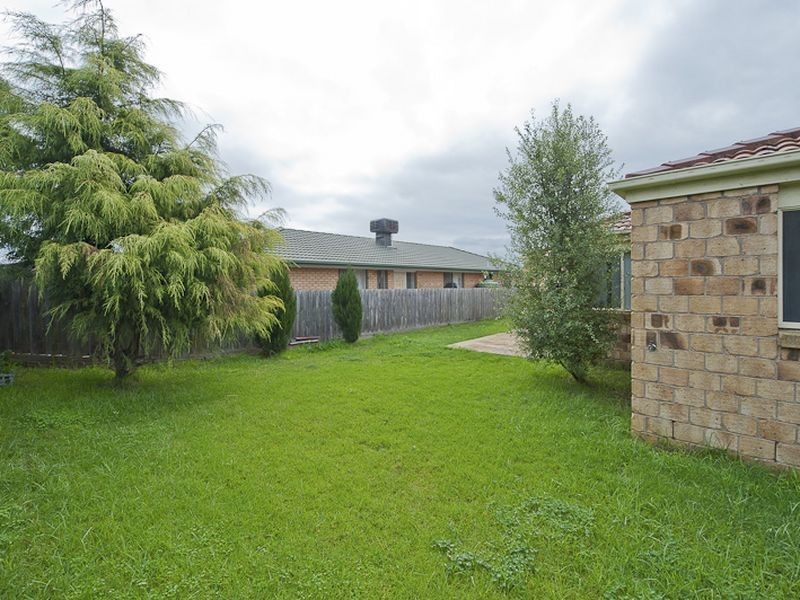 32 Redwood Avenue, Hampton Park VIC 3976