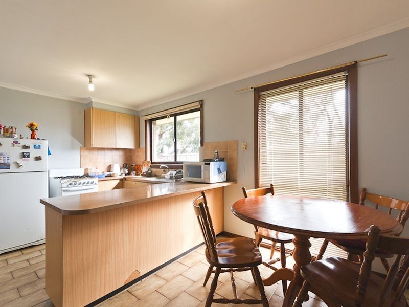 1/2-6 Belgrave Hallam Road, Hallam VIC 3803
