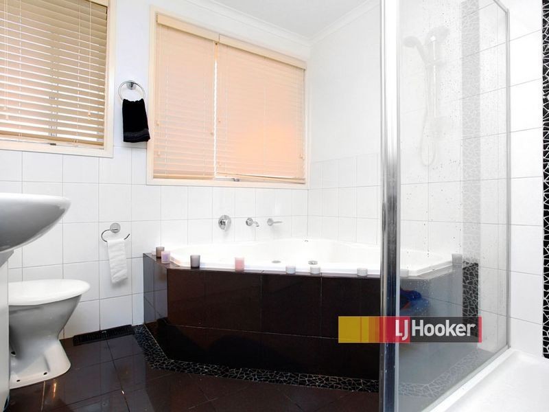 16 Tinks Road, Narre Warren VIC 3805