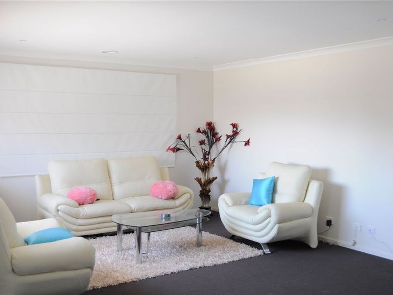 5 Mermaid Grove, Lyndhurst VIC 3975