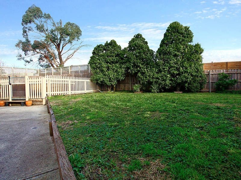 4 Edsall Close, Hampton Park VIC 3976
