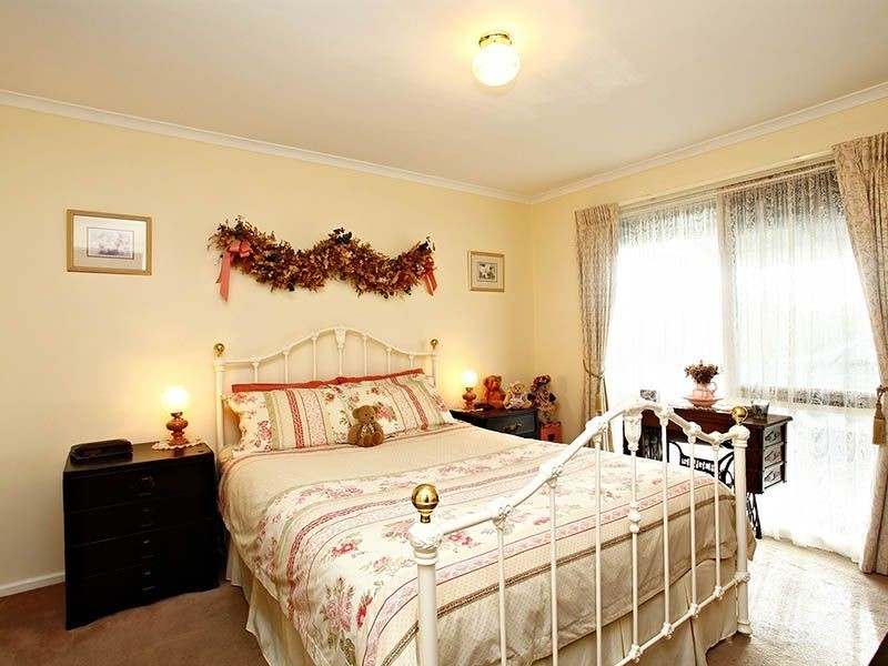 4 Edsall Close, Hampton Park VIC 3976