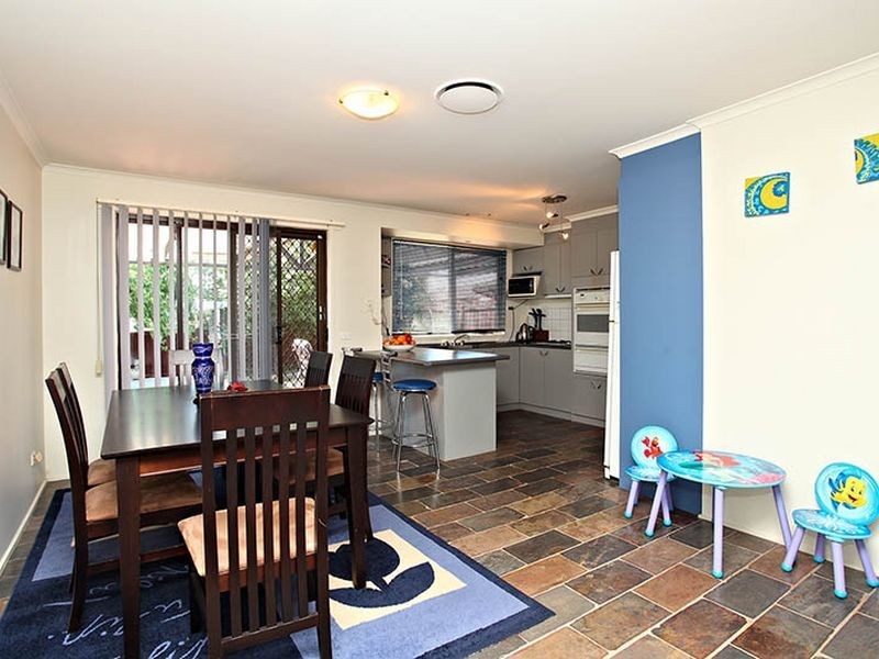 11 Highton Close, Hampton Park VIC 3976