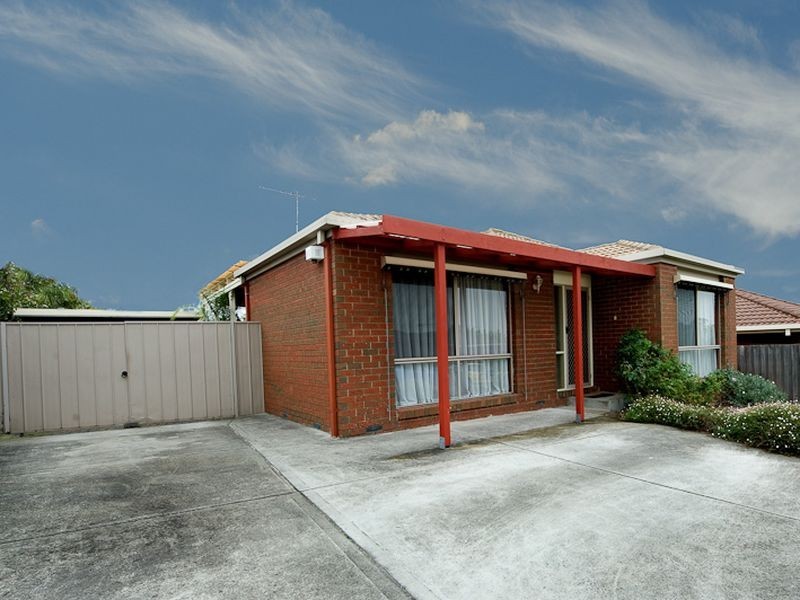 8 Sunset Place, Hampton Park VIC 3976