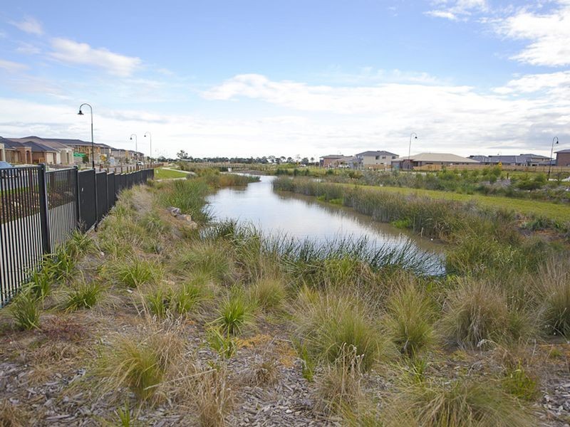 320/91 Marriot Boulevard, Lyndhurst VIC 3975