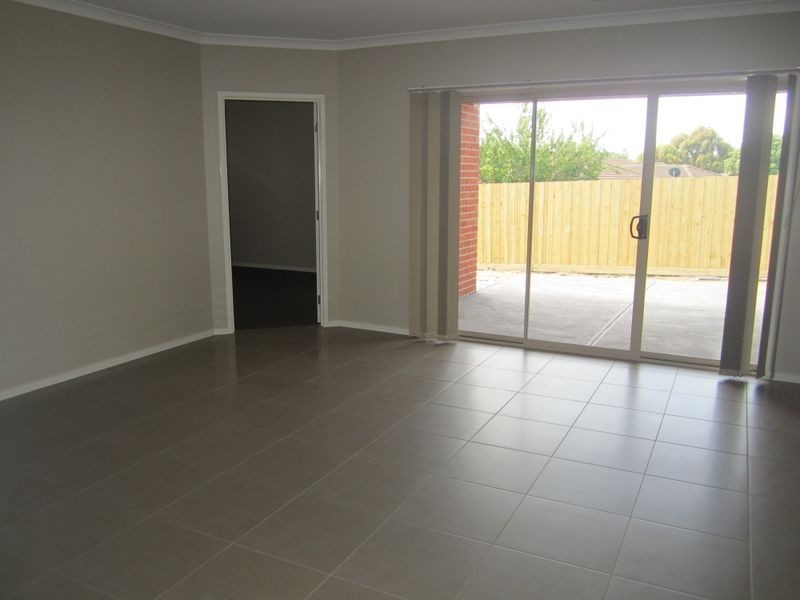5 Fulham Close, Hampton Park VIC 3976
