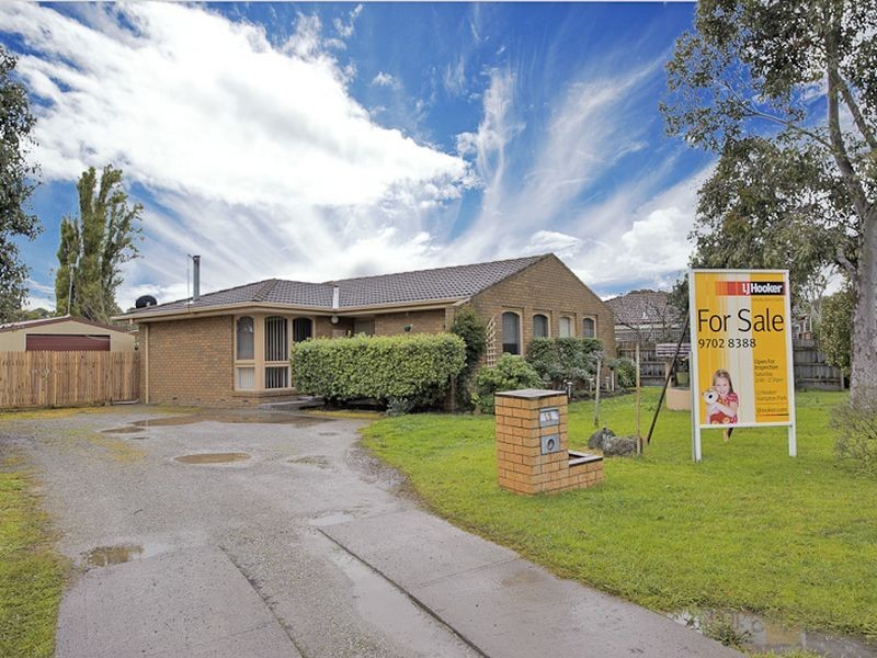 12 Manning Close, Hampton Park VIC 3976