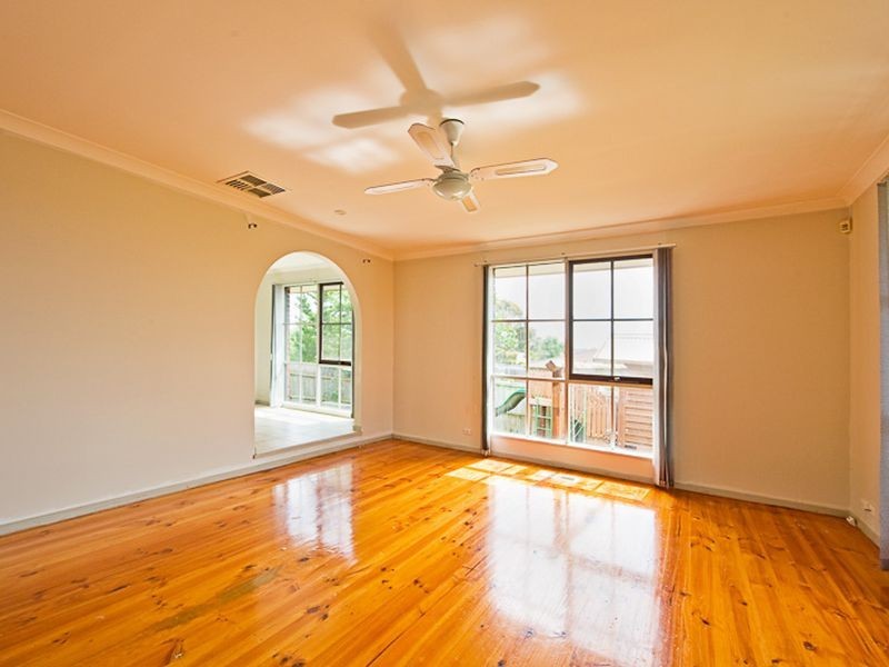 1 Brett Place, Endeavour Hills VIC 3802