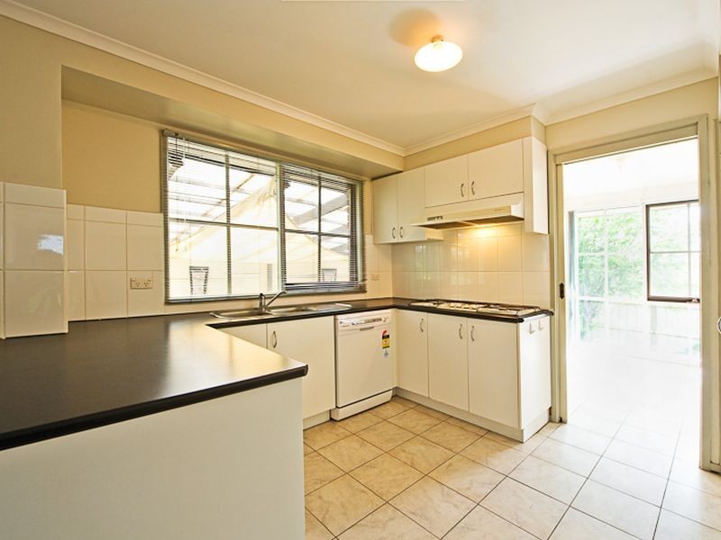 1 Brett Place, Endeavour Hills VIC 3802