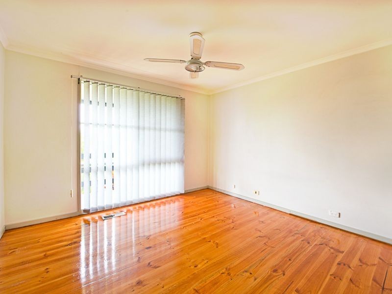 1 Brett Place, Endeavour Hills VIC 3802