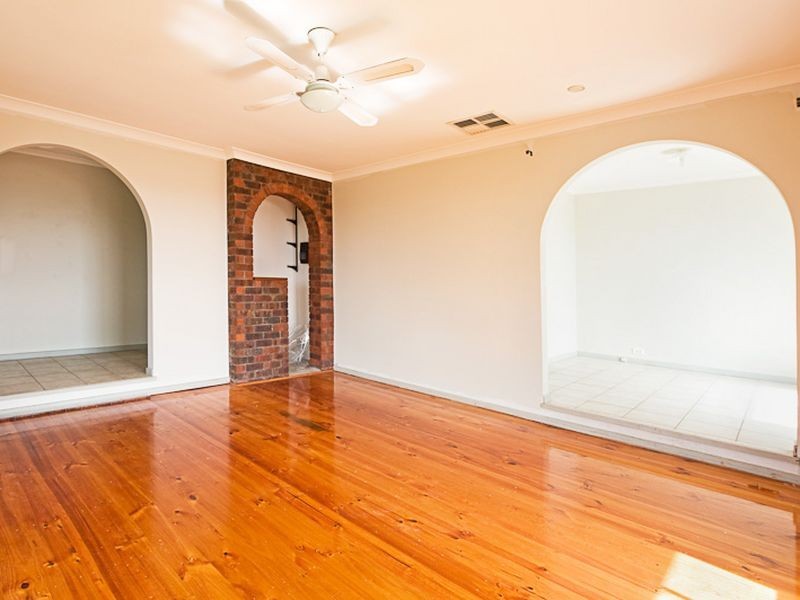 1 Brett Place, Endeavour Hills VIC 3802