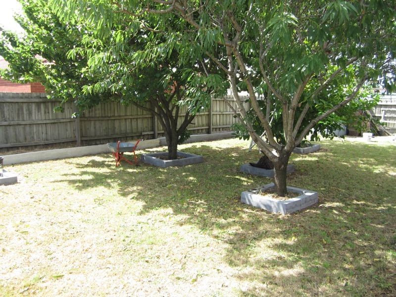 7 The Parkway, Hampton Park VIC 3976