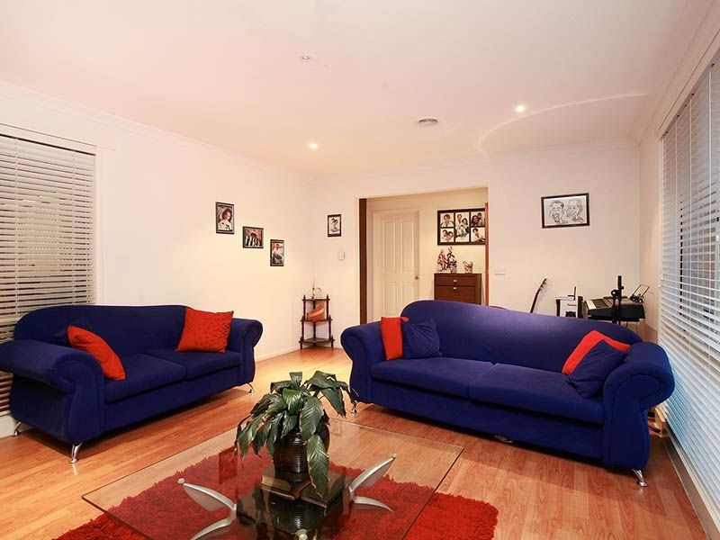 9 Gramar Way, Hampton Park VIC 3976