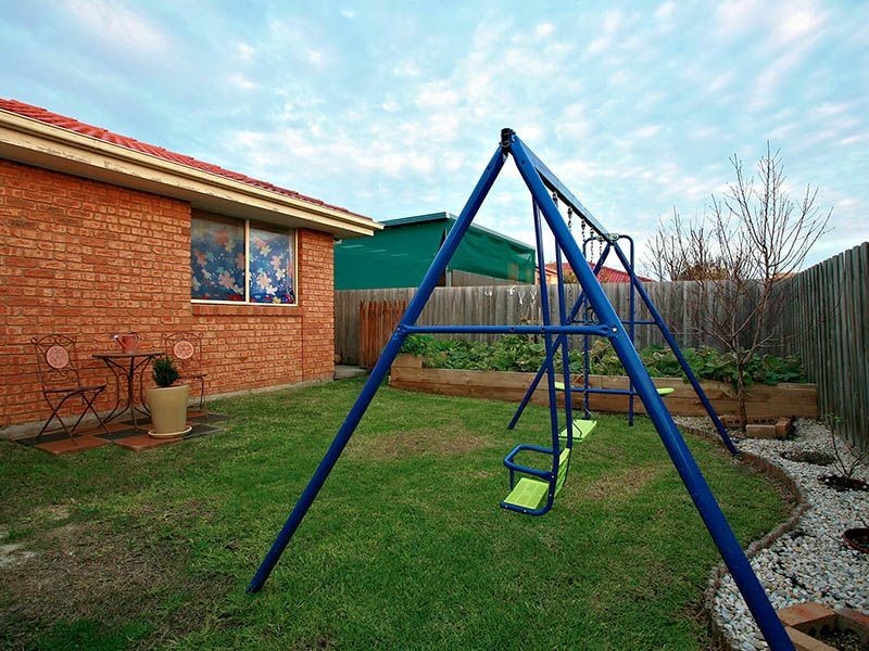 9 Gramar Way, Hampton Park VIC 3976