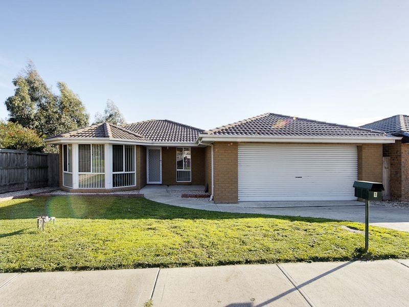 1 Olive Road, Hampton Park VIC 3976