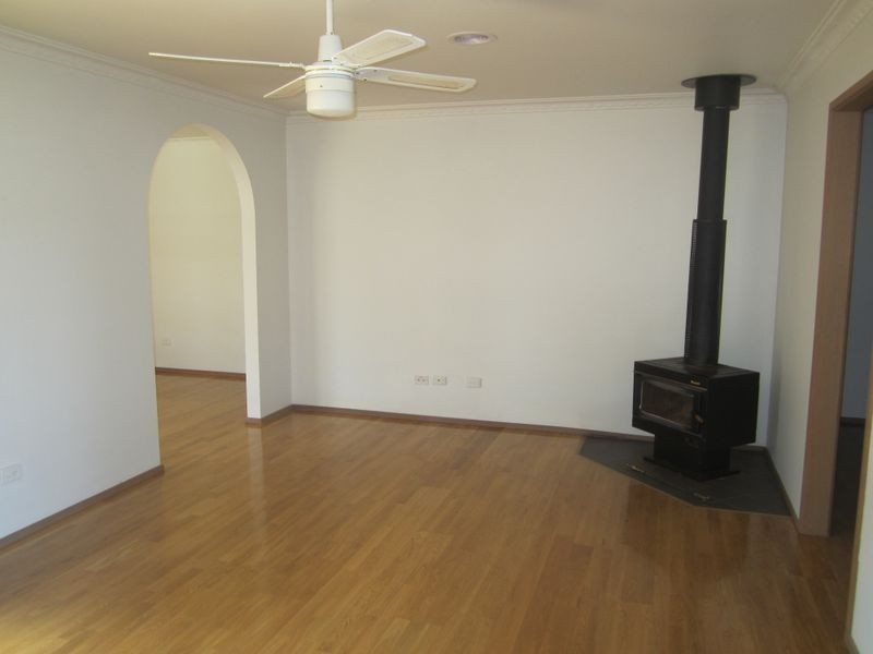 24 Hyssop Drive, Hallam VIC 3803