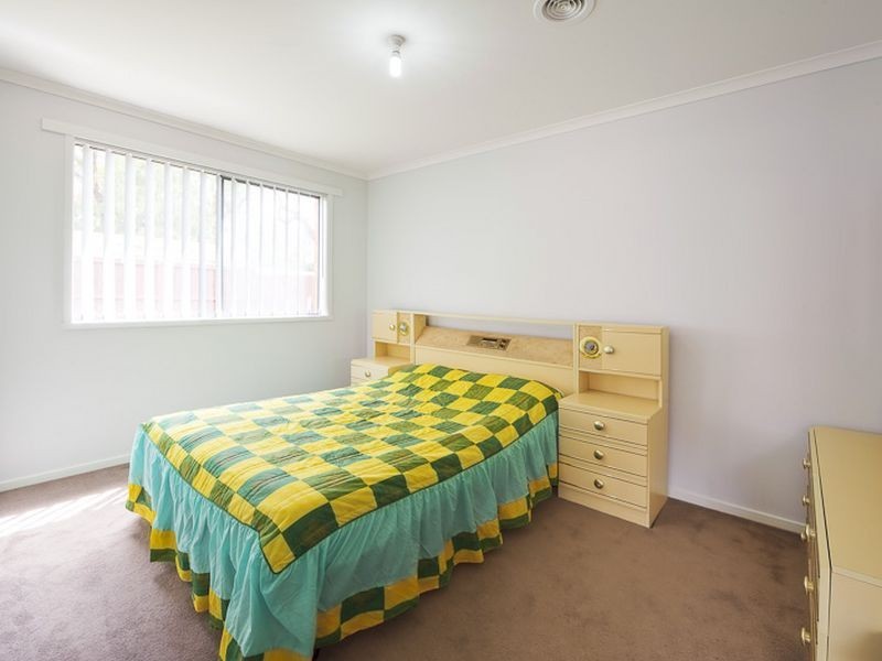 2 Ingel Place, Hampton Park VIC 3976