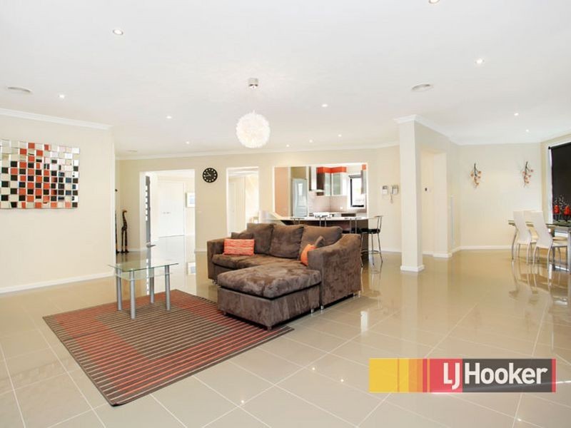 13 Parish Court, Narre Warren South VIC 3805