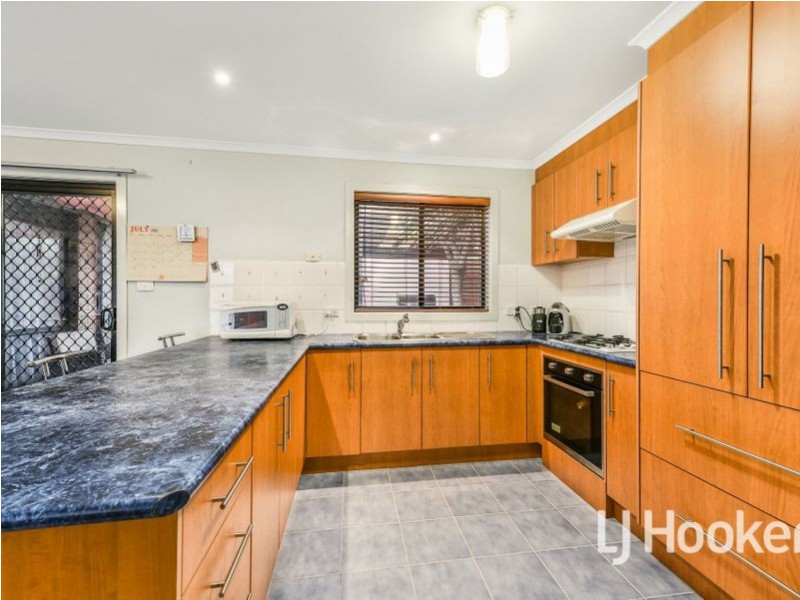 5 Breydon Place, Hampton Park VIC 3976