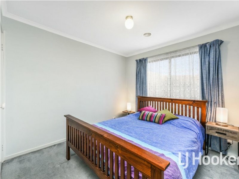 5 Breydon Place, Hampton Park VIC 3976
