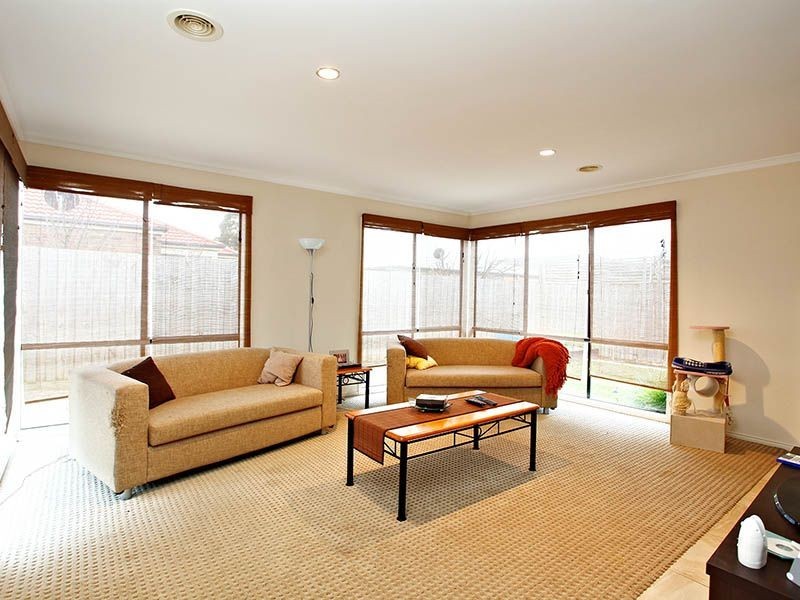 14 Pendulum Place, Berwick VIC 3806
