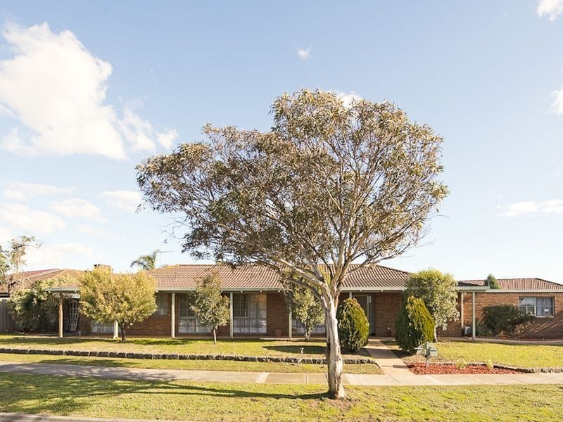 39 The Grange, Hampton Park VIC 3976