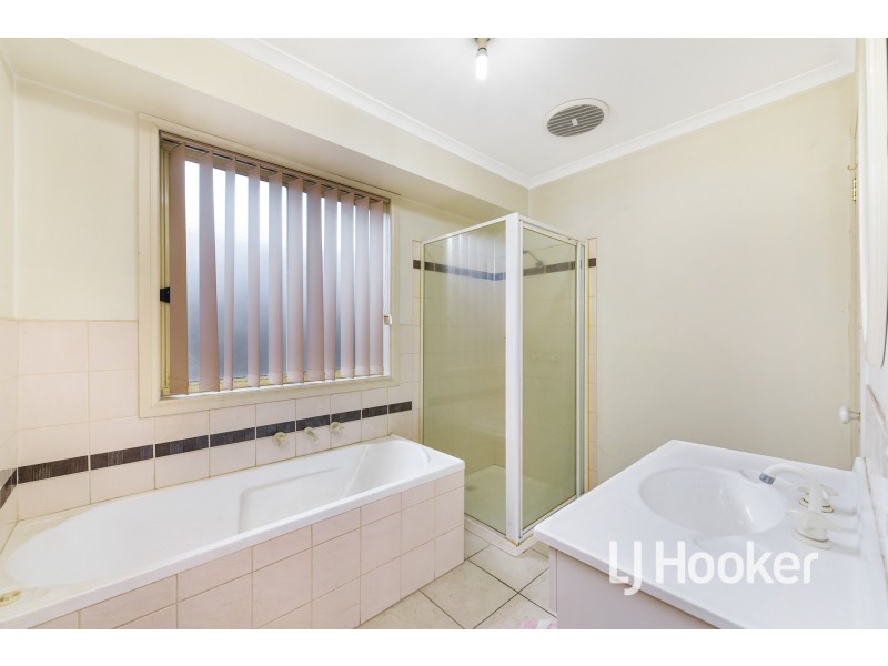 1/151 Cairns Road, Hampton Park VIC 3976