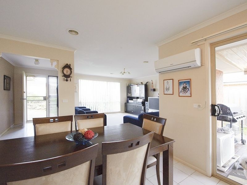 7 Olive Road, Hampton Park VIC 3976