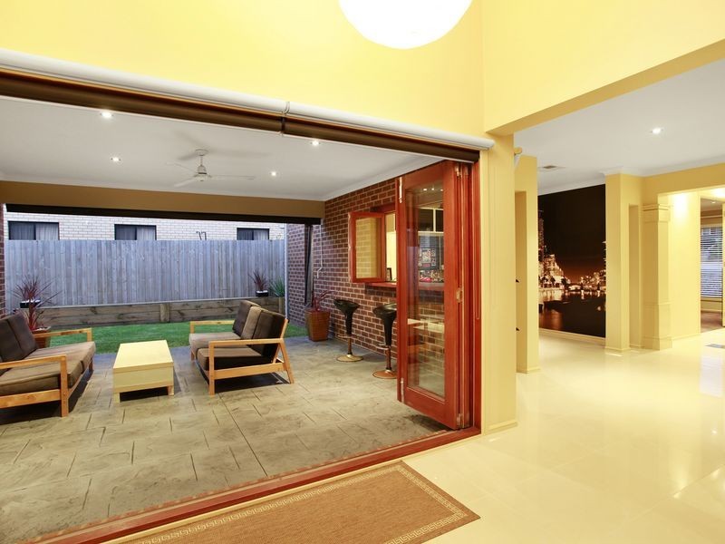 5 Elphin Close, Lynbrook VIC 3975