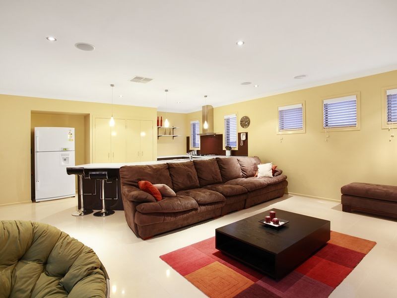 5 Elphin Close, Lynbrook VIC 3975