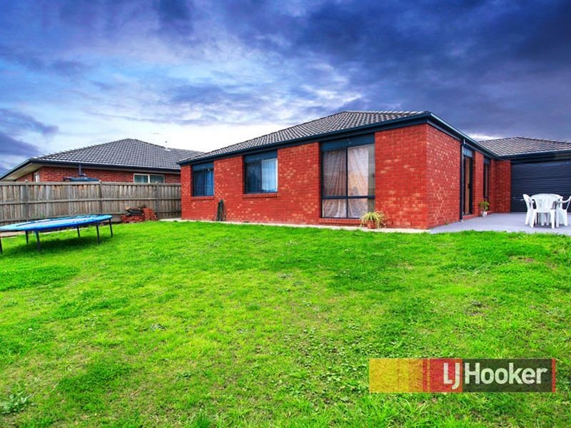 6 Rosebush Court, Lyndhurst VIC 3975