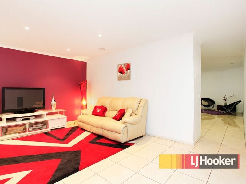 6 Rosebush Court, Lyndhurst VIC 3975