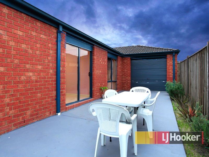 6 Rosebush Court, Lyndhurst VIC 3975