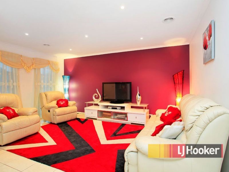 6 Rosebush Court, Lyndhurst VIC 3975